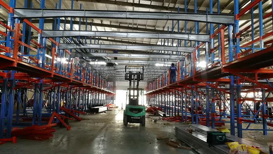 4大優(yōu)勢(shì)讓懸臂閣樓貨架成為佛山建材廠倉(cāng)儲(chǔ)貨架的優(yōu)選