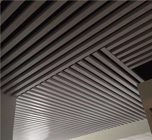 藍寶石吊頂材料價格 昆明西山藍寶石塑料裝飾材料廠 生態木