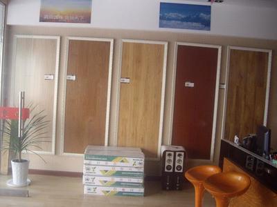 廠家直供 發輝 裝飾材 料 吉林森工.金橋地板 質量保障 價格電議圖片_高清圖_細節圖-城陽區發輝裝飾材料商行 -